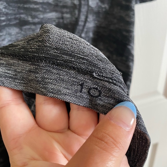 Lululemon camo Swiftly Tech Tee - Picture 4 of 9